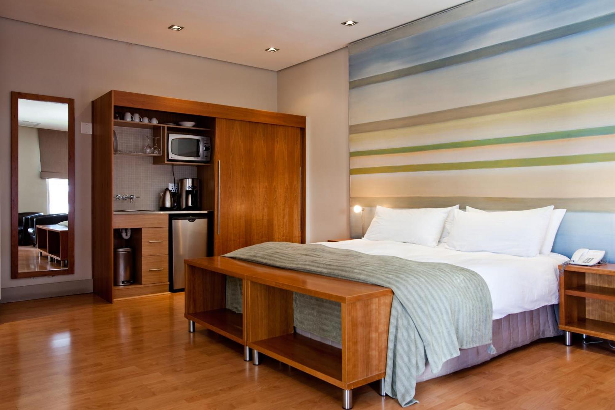 Standard Double or Twin Room,1310153035:JPEG